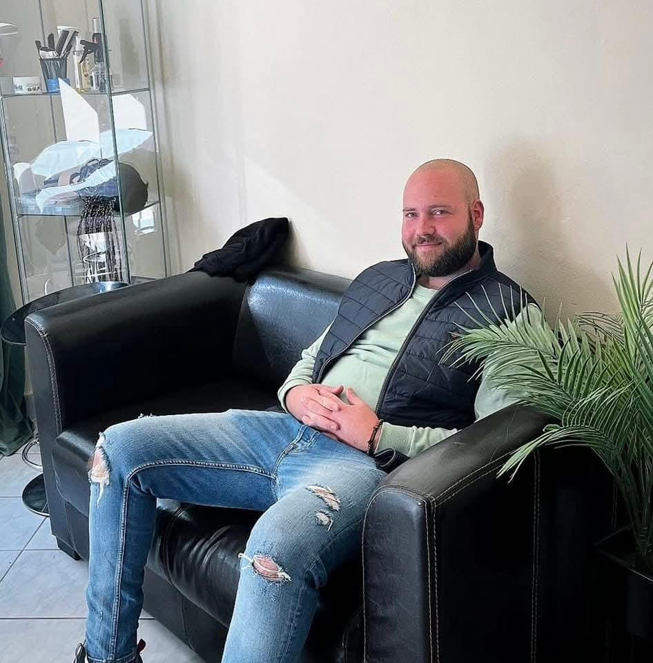 Kiss Géza - Tulajdonos